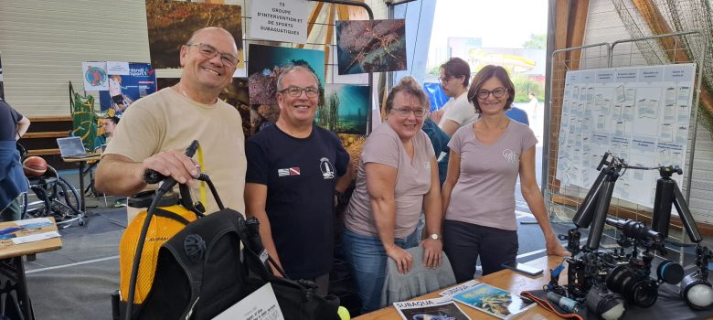 des photographes "gissacgiens" au forum de Lannion